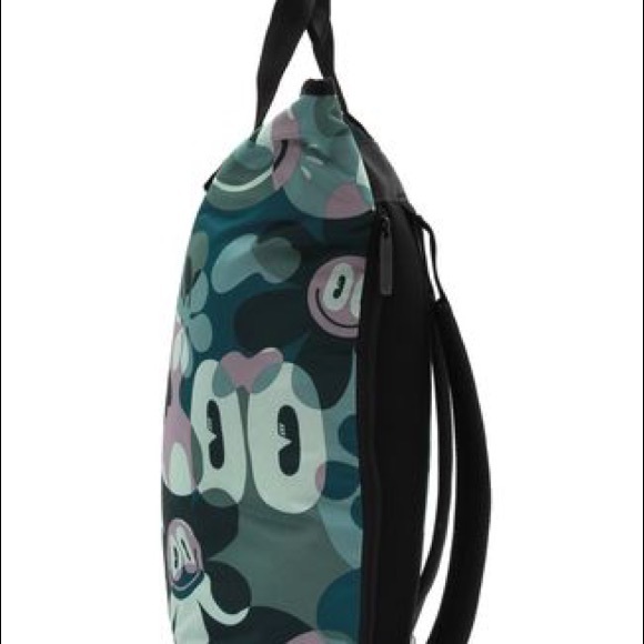 🎒 Adidas Backpack 🎒 - Picture 2 of 6